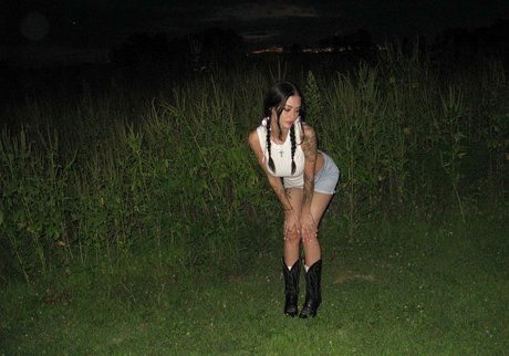 Madylina Renee セクシーモデル 写真