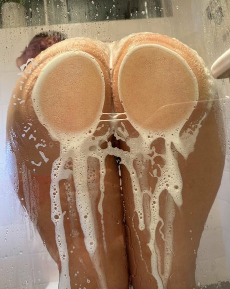 OpheliaPeachh ポルノスター 写真