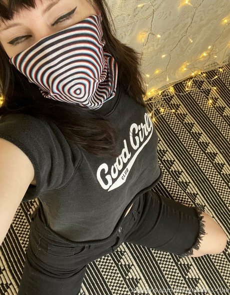 熟女潮吹きオンリーファンズ 無料xxx 写真