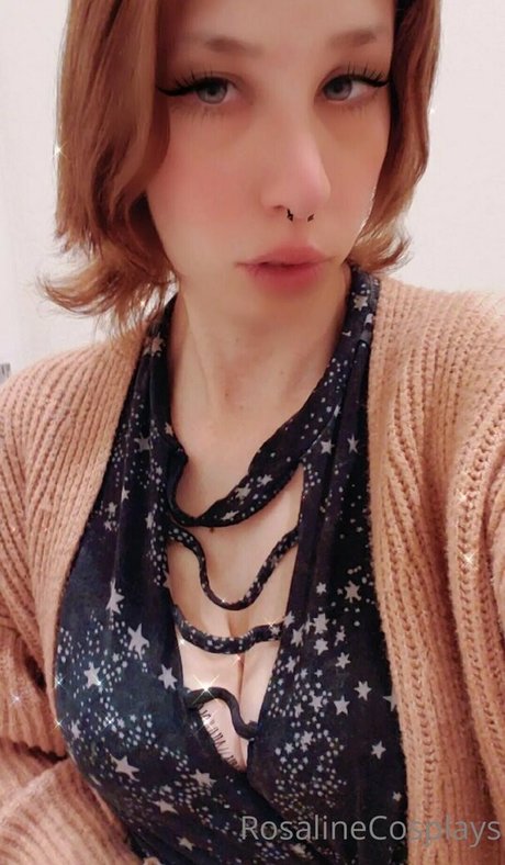 rosalinechan ポルノスター 画像