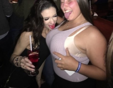 チャットルバーテ オンリーファンズ セクシーxxx 写真