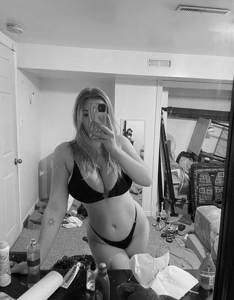 Hailey F 高品質のスター 画像