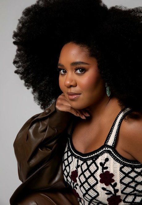 Anjelika Washington アートモデル 写真