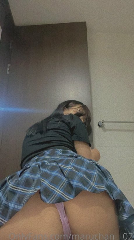 エモヌードオンリーファンズ ホットセックス 画像