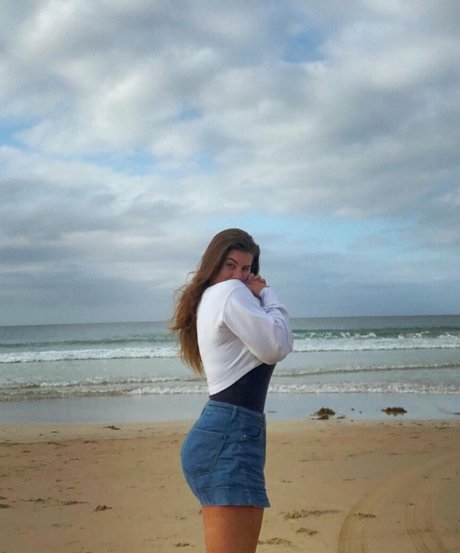 Tiana Hawkins トップモデル ギャラリー