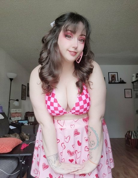 Strawbunnny 独占女優 画像