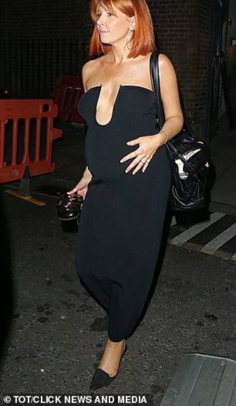 Stacey Dooley 美しいスター 写真