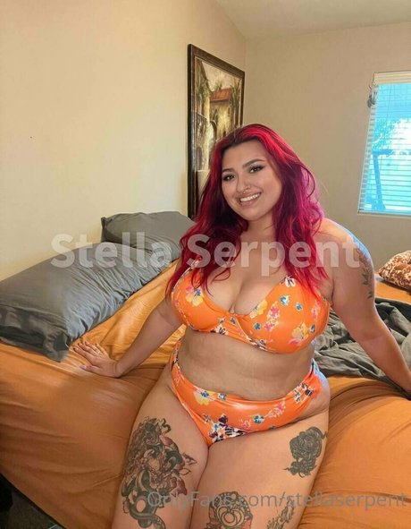 inkedandnaughtyredhead アートスター 写真