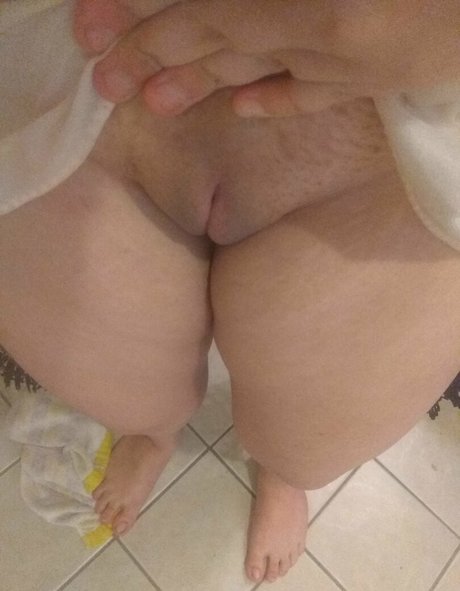 hannah horn 裸モデル 写真