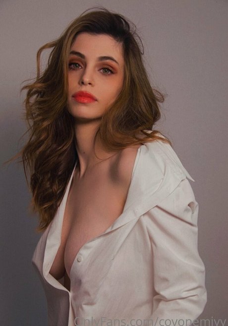 covonemiyy トップ女優 画像
