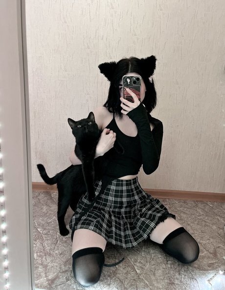alskohope ホットなモデル 写真