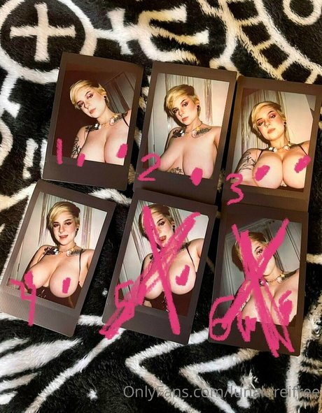 lunalareifree セクシーなポルノスター 写真