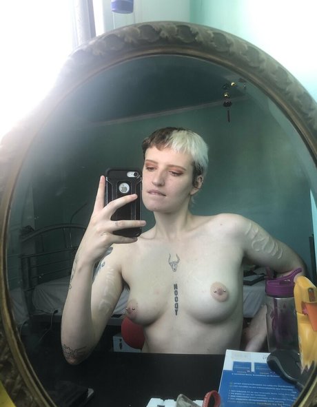 freeslxttydomboy セックススター 写真