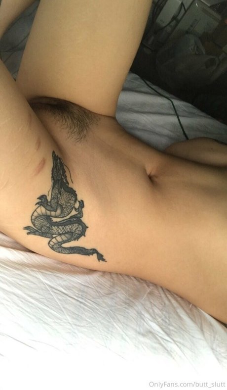 butt slutt ヌード女優 写真