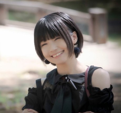 美しいアジア人オンリーファンズ セクシー 写真