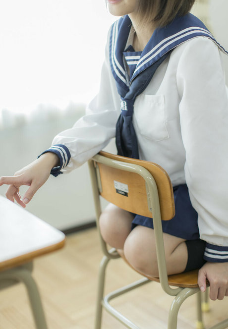 カムオンリーファン セクシーヌード 写真