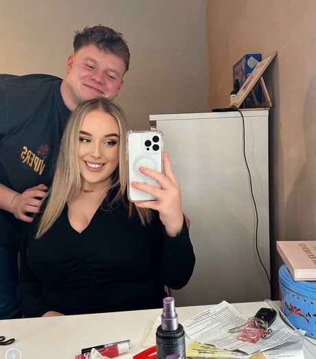 Emily Gillick xxxポルノスター 画像