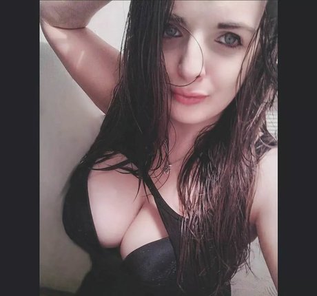 Marie Caroline Amelia top profile image