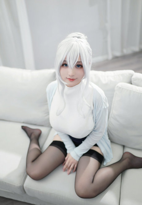 Youmeko ポルノスター 裸 写真