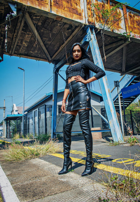 thequeentrish 美しいポルノスター 画像