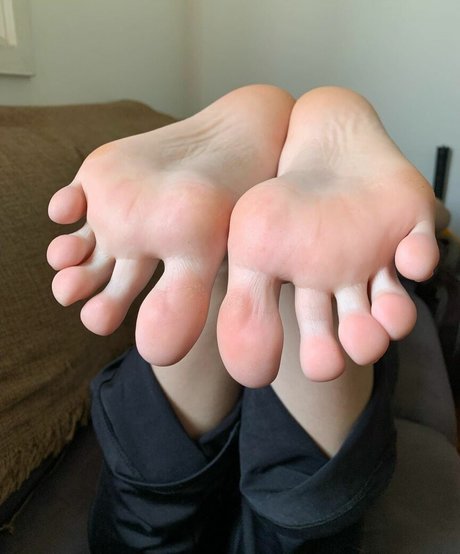 裸の写真 オンリーファンズ ホット裸 画像