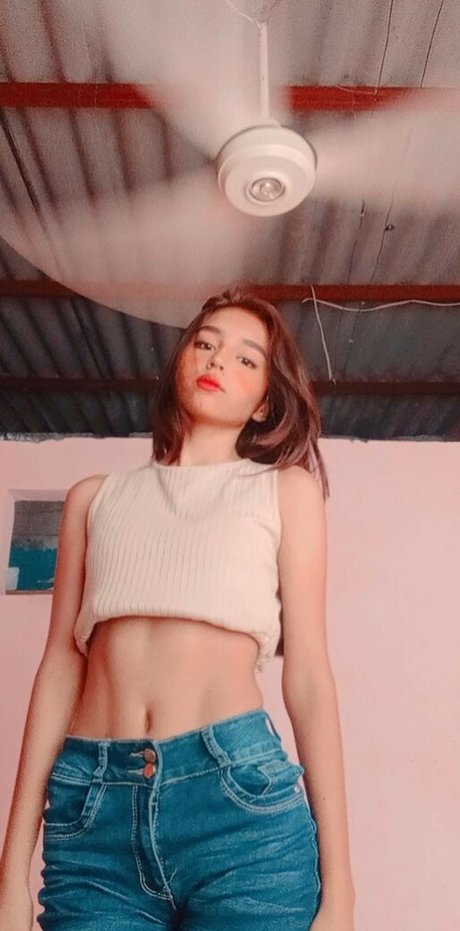 ビーチセックスオンリーファンズ 美しいxxx 画像