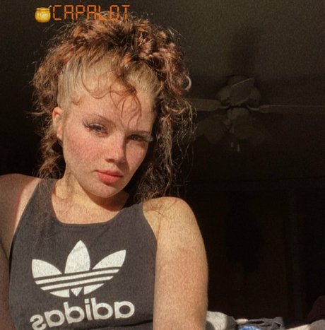 バリスタオンリーファンズ 美しい裸 写真
