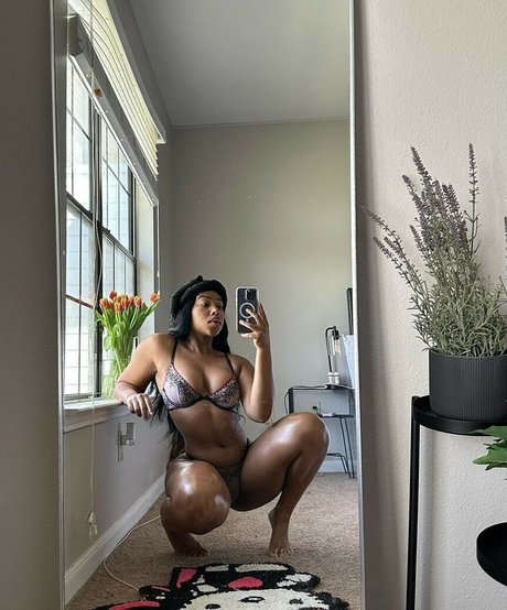 liamirandalinzy 女優 画像