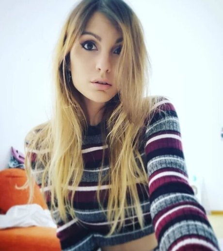 Cristinini アダルトスター 画像