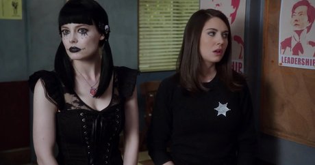 Gillian Jacobs セックスモデル ギャラリー