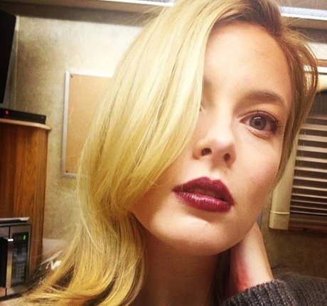 Gillian Jacobs 美しい女優 写真