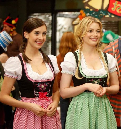 Gillian Jacobs ポルノスター ヌード ギャラリー