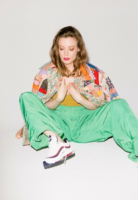 Gillian Jacobs アダルト女優 ギャラリー
