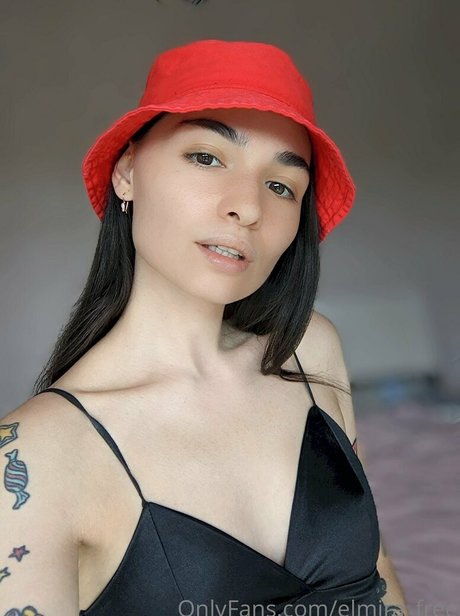 elmira free スター xxx 画像