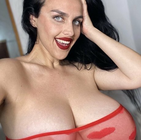 デカ尻ジーンズ オンリーファンズ HD 写真