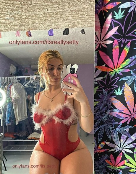 おっぱいオンリーファンズ ポルノ 写真