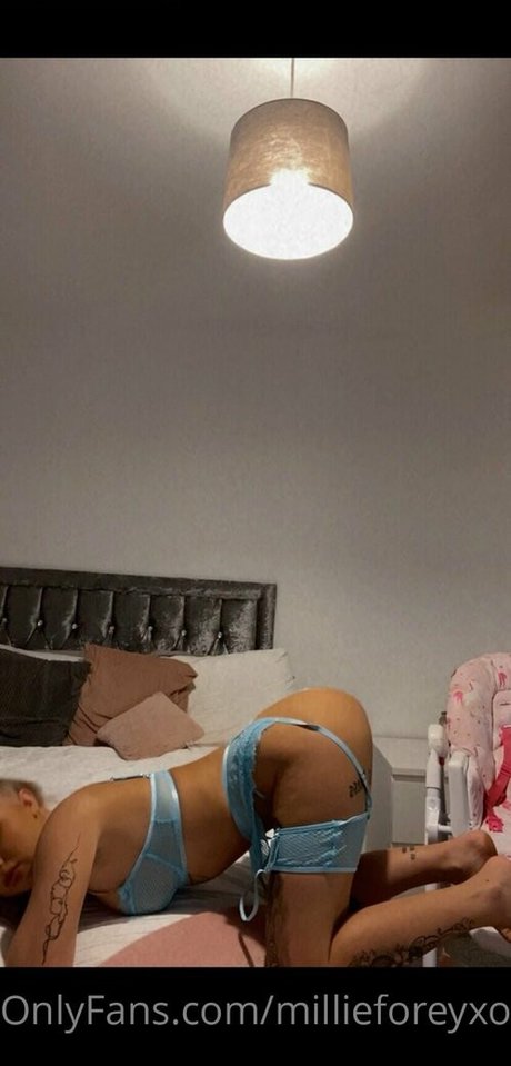 アナルフェチオンリーファンズ セクシーヌード 写真