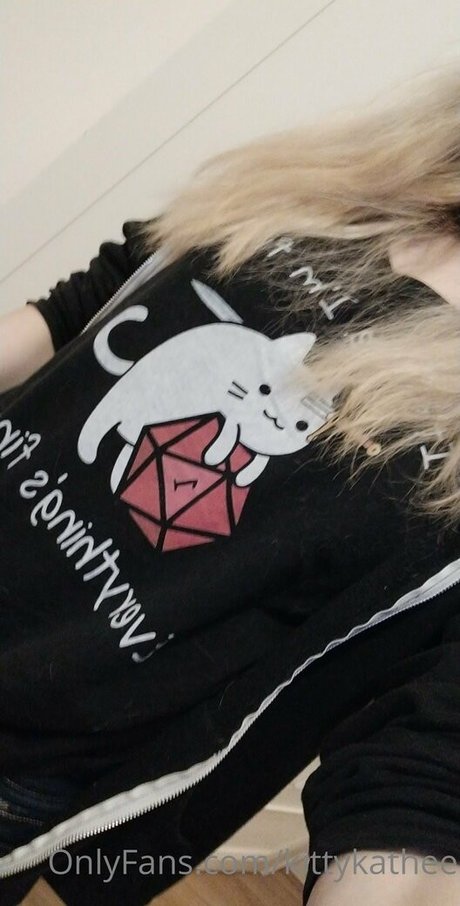 kittykathee セクシーモデル 写真