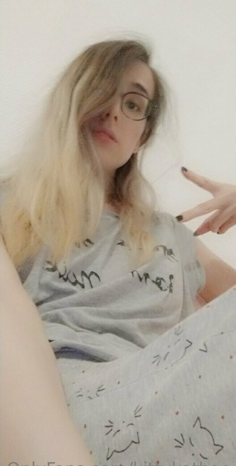 kittykathee セックスポルノスター 写真