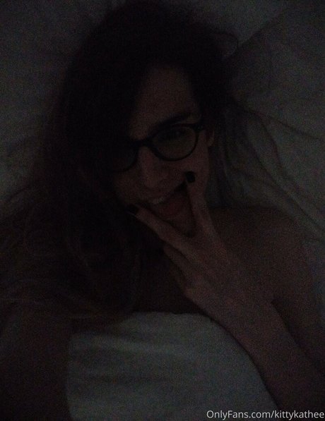 kittykathee 美しいポルノスター 写真