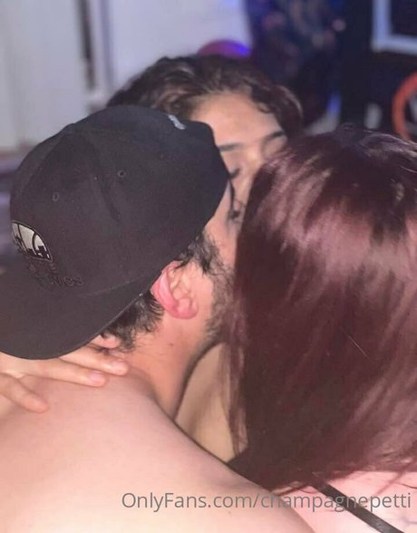 champagnepetti モデル 画像