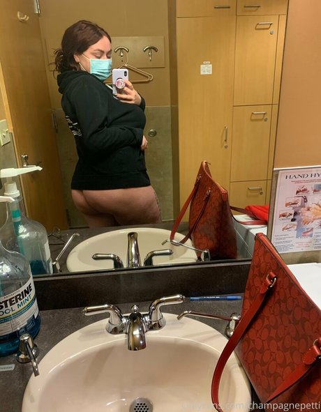 champagnepetti 美しい女優 画像
