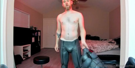 spaceneighborfree 独占スター 写真