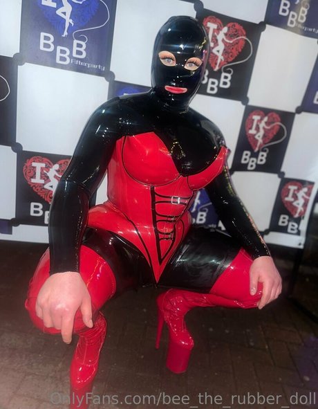 bee the rubber doll 裸モデル 画像