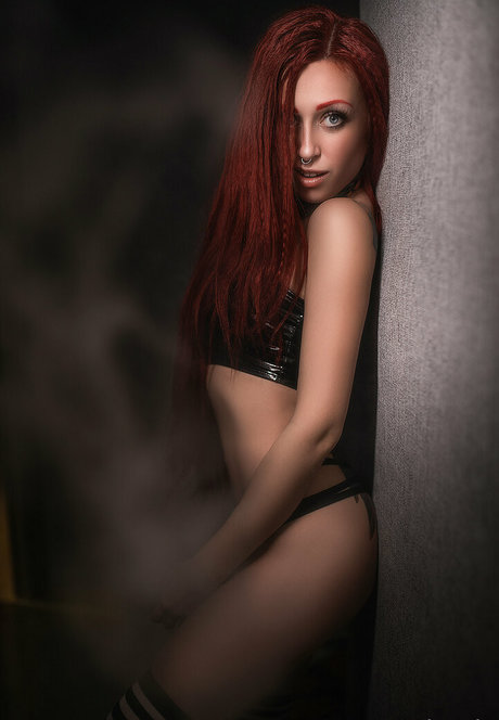 yourredlady 高品質モデル 写真