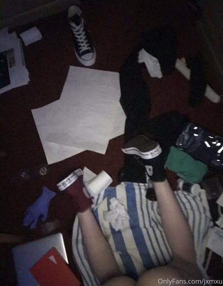 jamtom スター ヌード 写真