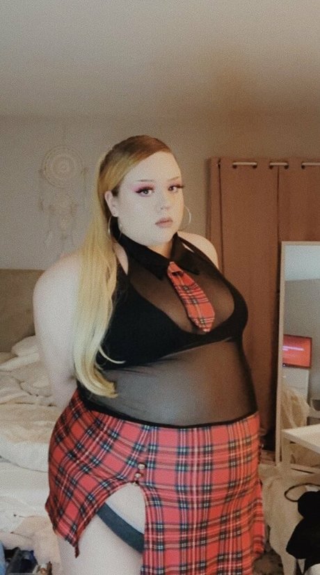 raelynnrose619 アダルトモデル 画像