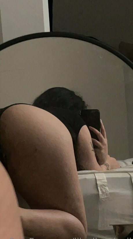 Lilyellowdevil セクシーモデル 写真