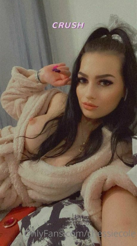 アラブの筋肉オンリーファンズ トップ 画像