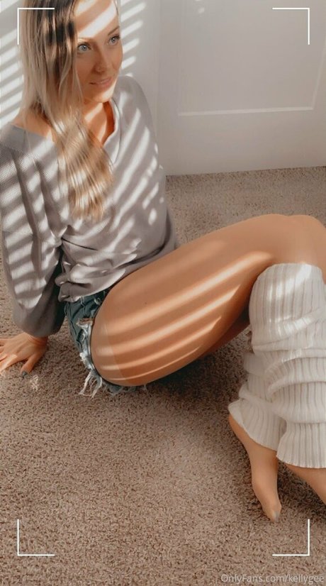 kellygee ポルノスター エロティック 写真
